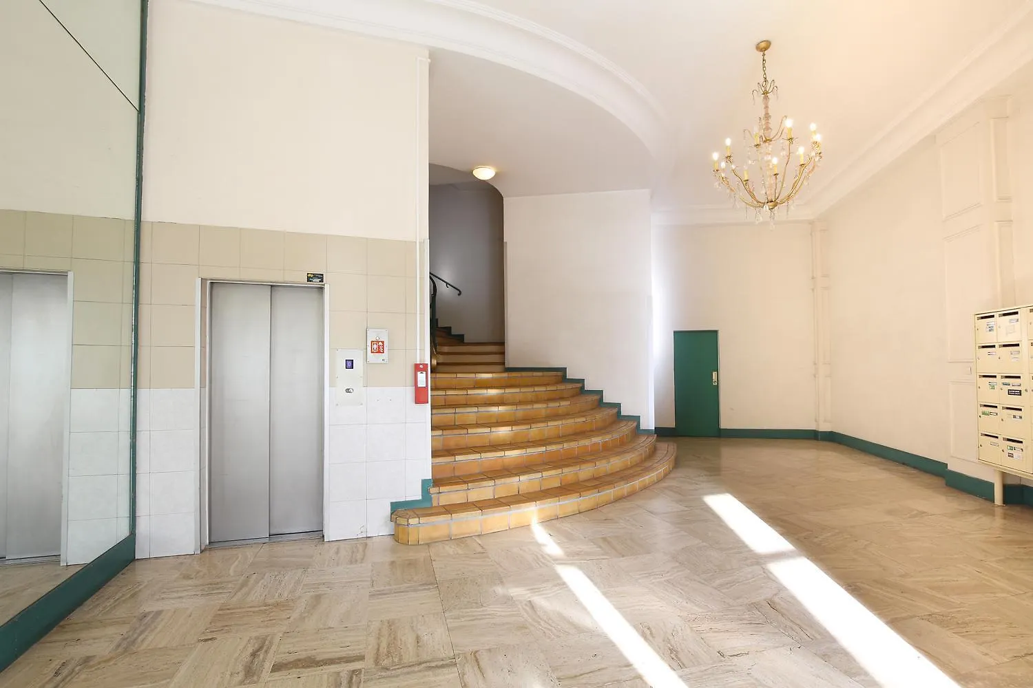Apartament Vue Imprenable Et Charme Historique A Tuluza